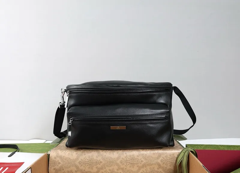 All categories Official website "Brand Women's Bags" Women's Bags 💙 GUCCI 2026 GUCCI new crossbody shoulder bag