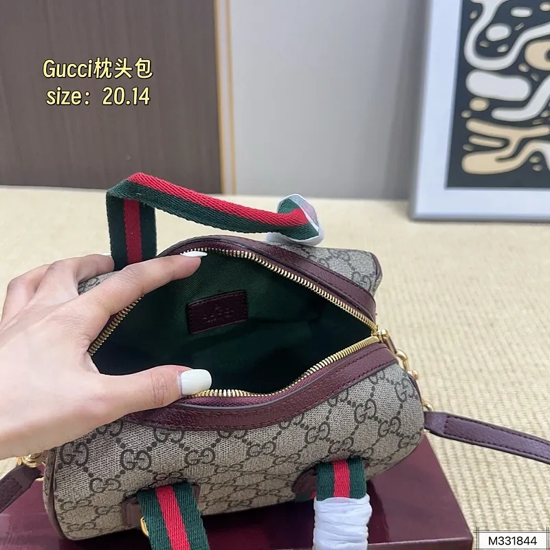 All Categories Official Website "Brand Women's Bags" Women's Bags 💙 GUCCI 2026 New GUCCI Crossbody Bag