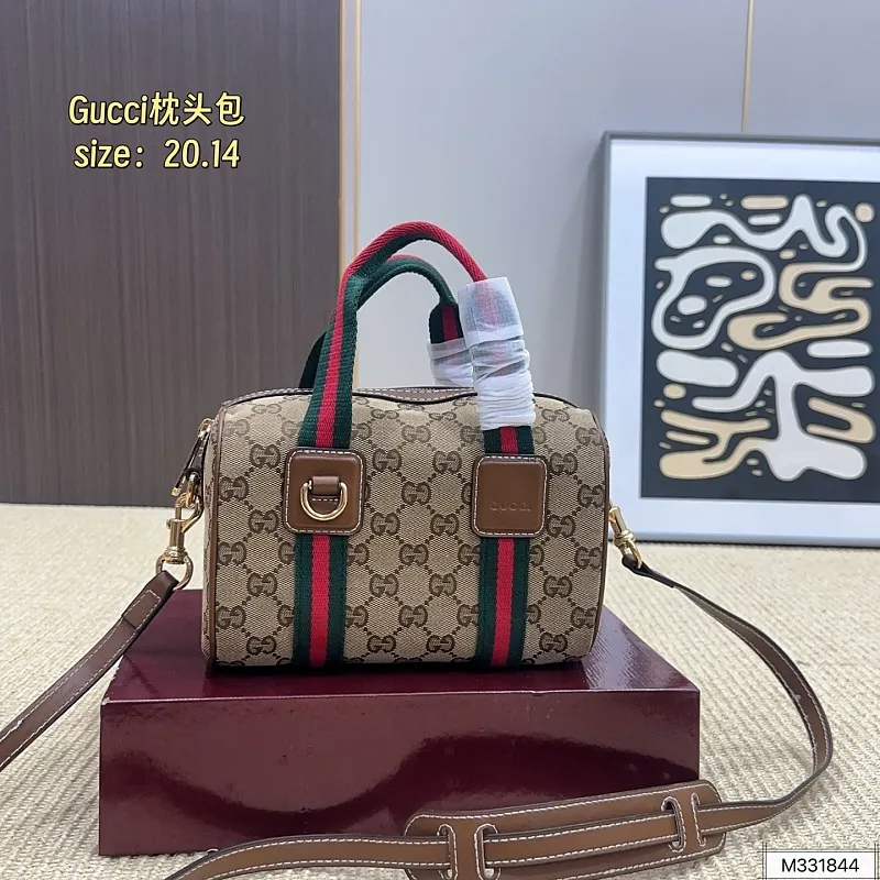All Categories Official Website "Brand Women's Bags" Women's Bags 💙 GUCCI 2026 New GUCCI Crossbody Bag