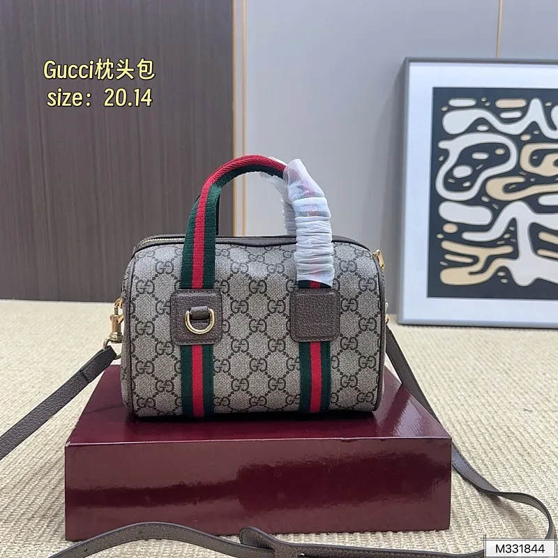 All Categories Official Website "Brand Women's Bags" Women's Bags 💙 GUCCI 2026 New GUCCI Crossbody Bag