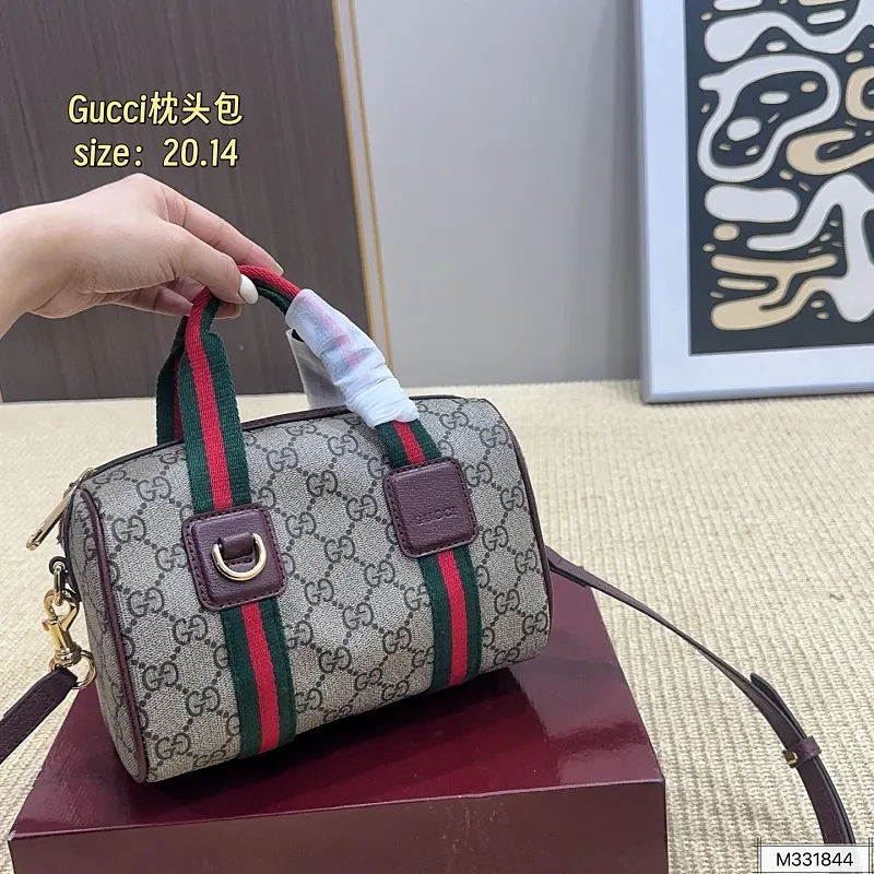 All Categories Official Website "Brand Women's Bags" Women's Bags 💙 GUCCI 2026 New GUCCI Crossbody Bag