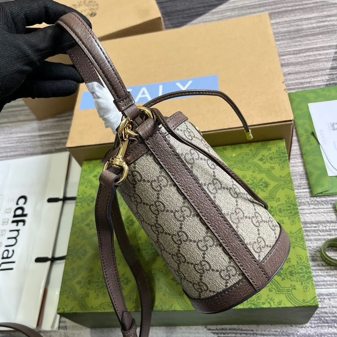 All Categories Official Website "Brand Women's Bags" Women's Bags 💙 GUCCI 2025 New GUCCI Crossbody Bag