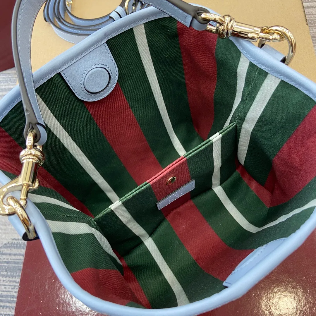 All Categories Official Website "Brand Women's Bags" Women's Bags 💙 GUCCI 2025 New GUCCI Crossbody Bag