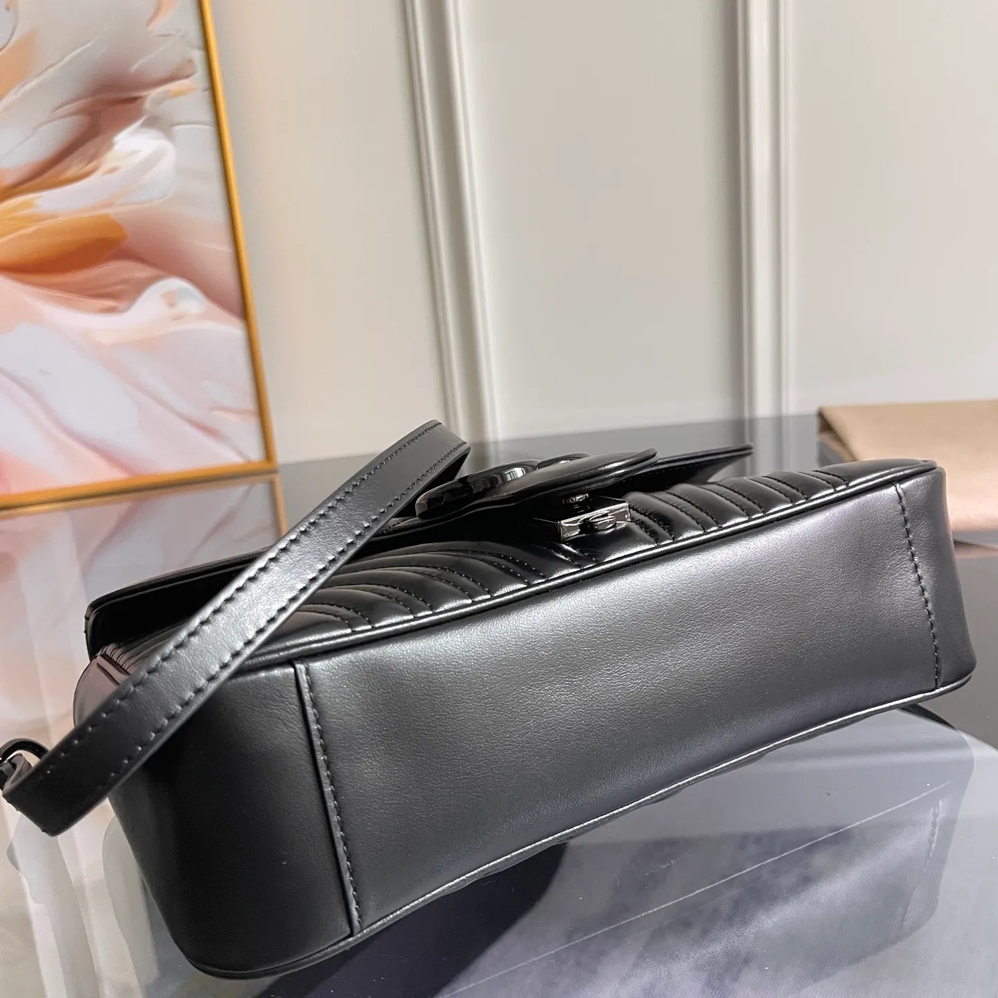 All Categories Official Website "Brand Women's Bags" Women's Bags 💙 GUCCI 2025 New GUCCI Crossbody Bag