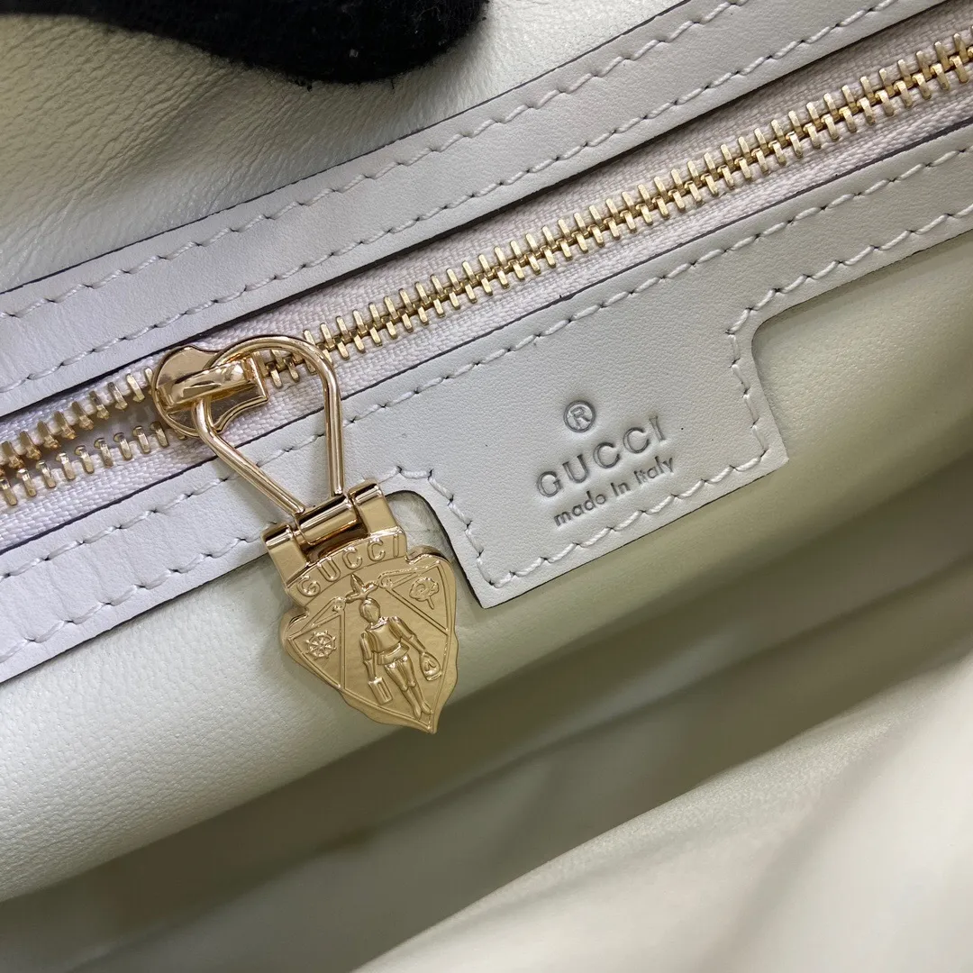 All categories Official website "Brand Women's Bags" Women's Bags 💙 GUCCI 2025 new GUCCI armpit bag