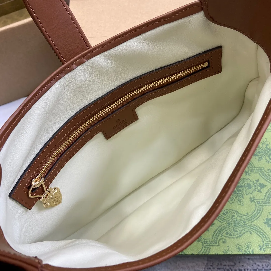 All categories Official website "Brand Women's Bags" Women's Bags 💙 GUCCI 2025 new GUCCI armpit bag