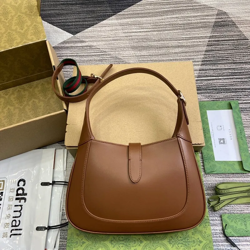 All categories Official website "Brand Women's Bags" Women's Bags 💙 GUCCI 2025 new GUCCI armpit bag