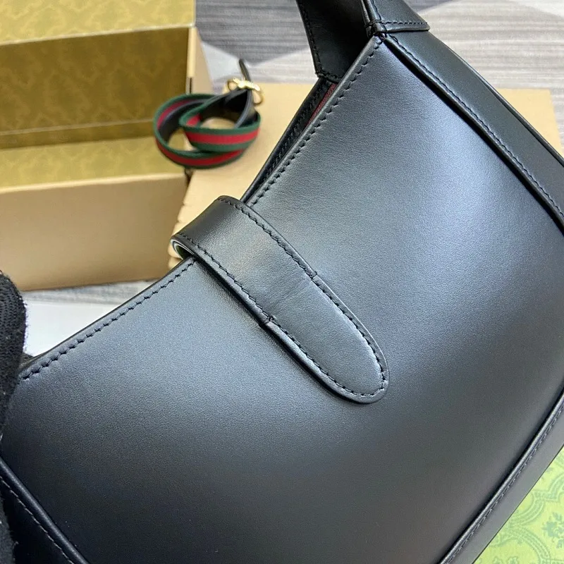 All categories Official website "Brand Women's Bags" Women's Bags 💙 GUCCI 2025 new GUCCI armpit bag