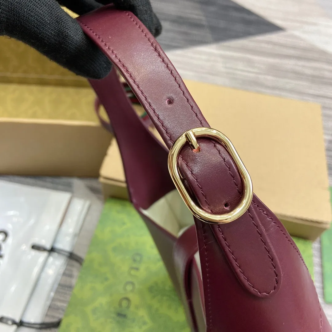 All categories Official website "Brand Women's Bags" Women's Bags 💙 GUCCI 2025 new GUCCI armpit bag