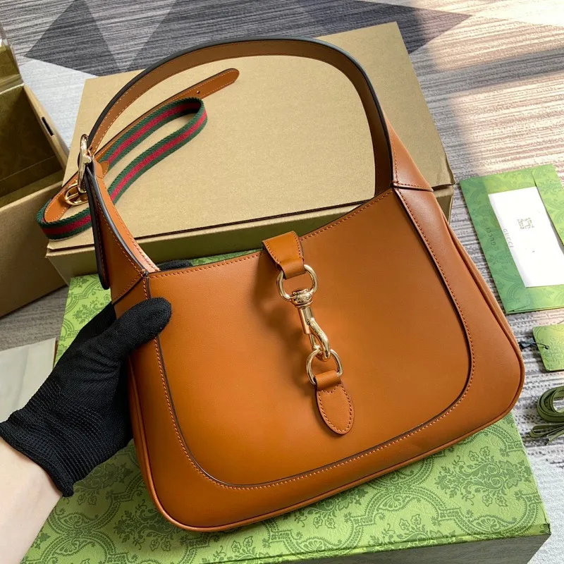 All categories Official website "Brand Women's Bags" Women's Bags 💙 GUCCI 2025 new GUCCI armpit bag