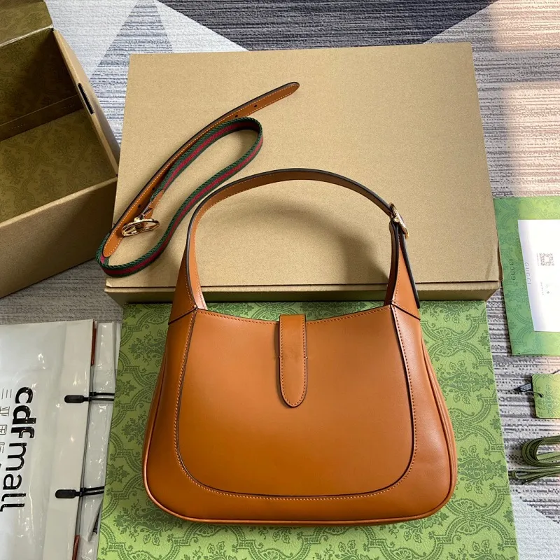 All categories Official website "Brand Women's Bags" Women's Bags 💙 GUCCI 2025 new GUCCI armpit bag