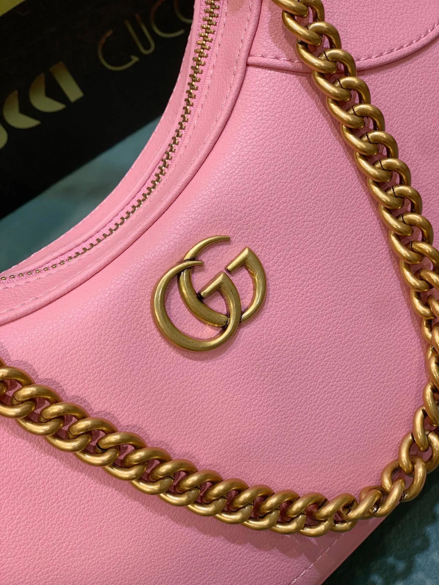 All categories Official website "Brand Women's Bags" Women's Bags 💙 GUCCI 2024 latest GUCCI crossbody bag