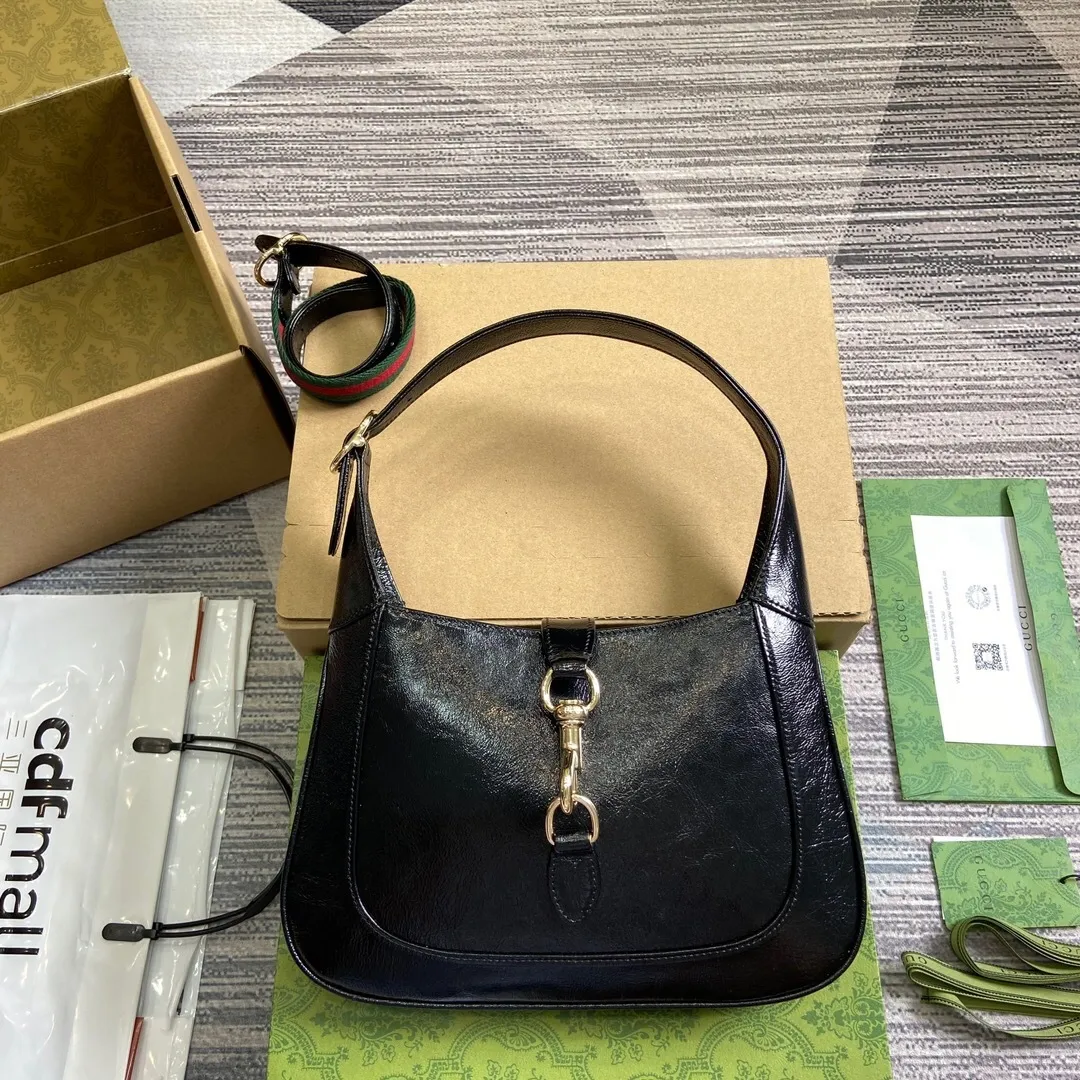 All categories Official website "Brand Women's Bags" Women's Bags 💙 GUCCI 2025 new GUCCI armpit bag