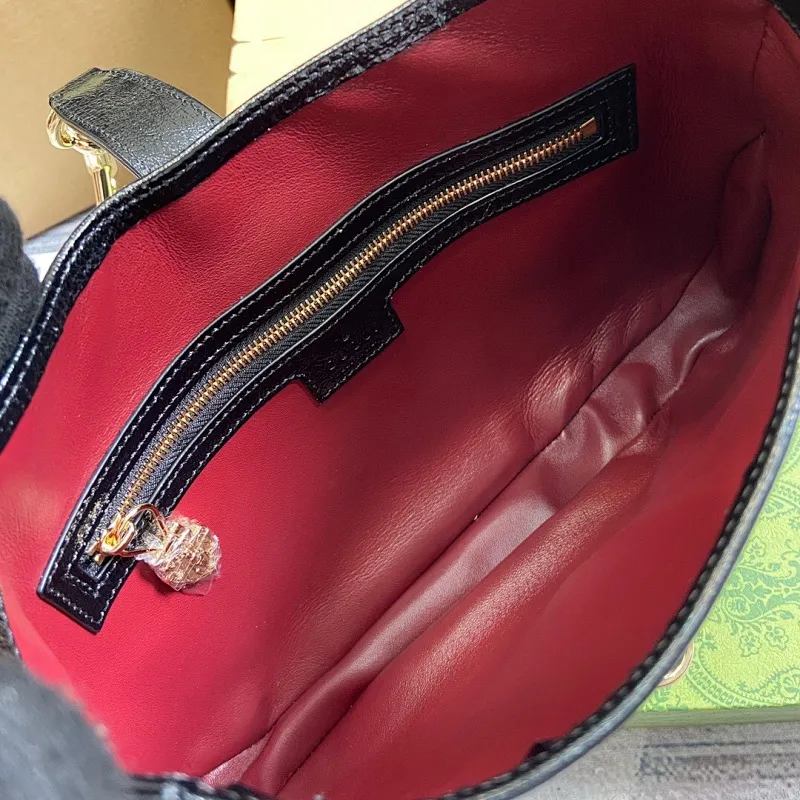 All categories Official website "Brand Women's Bags" Women's Bags 💙 GUCCI 2025 new GUCCI armpit bag