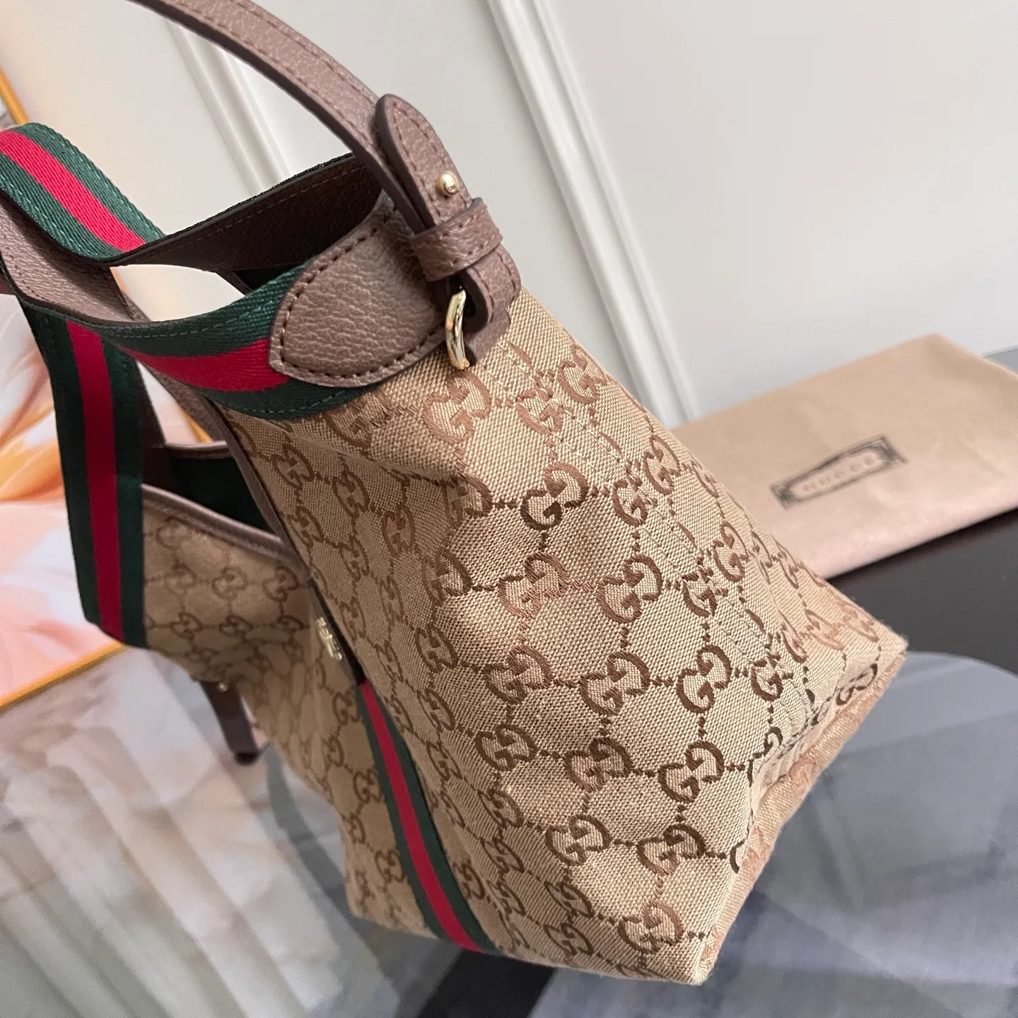 All Categories Official Website "Brand Women's Bags" Women's Bags 💙 GUCCI 2025 New GUCCI Crossbody Bag