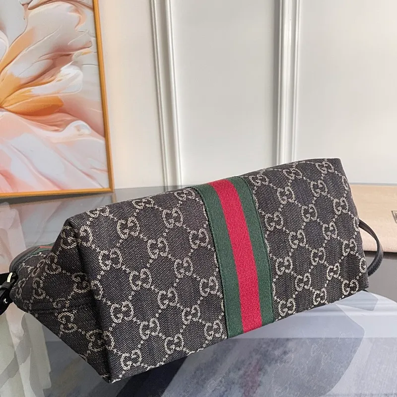 All Categories Official Website "Brand Women's Bags" Women's Bags 💙 GUCCI 2025 New GUCCI Crossbody Bag