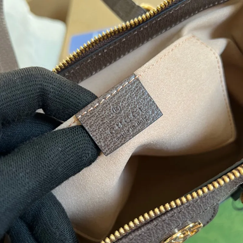 All Categories Official Website "Brand Women's Bags" Women's Bags 💙 GUCCI 2025 New GUCCI Crossbody Bag