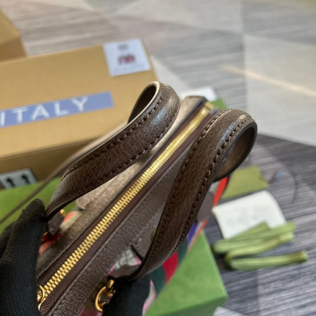 All Categories Official Website "Brand Women's Bags" Women's Bags 💙 GUCCI 2025 New GUCCI Crossbody Bag