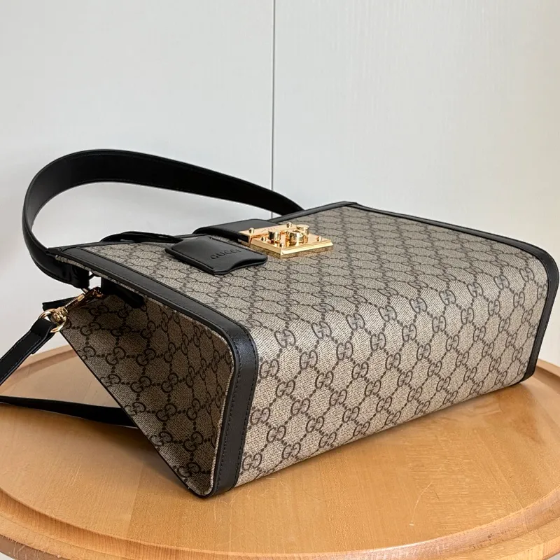 All Categories Official Website "Brand Women's Bags" Women's Bags 💙 GUCCI 2026 New GUCCI Crossbody Bag