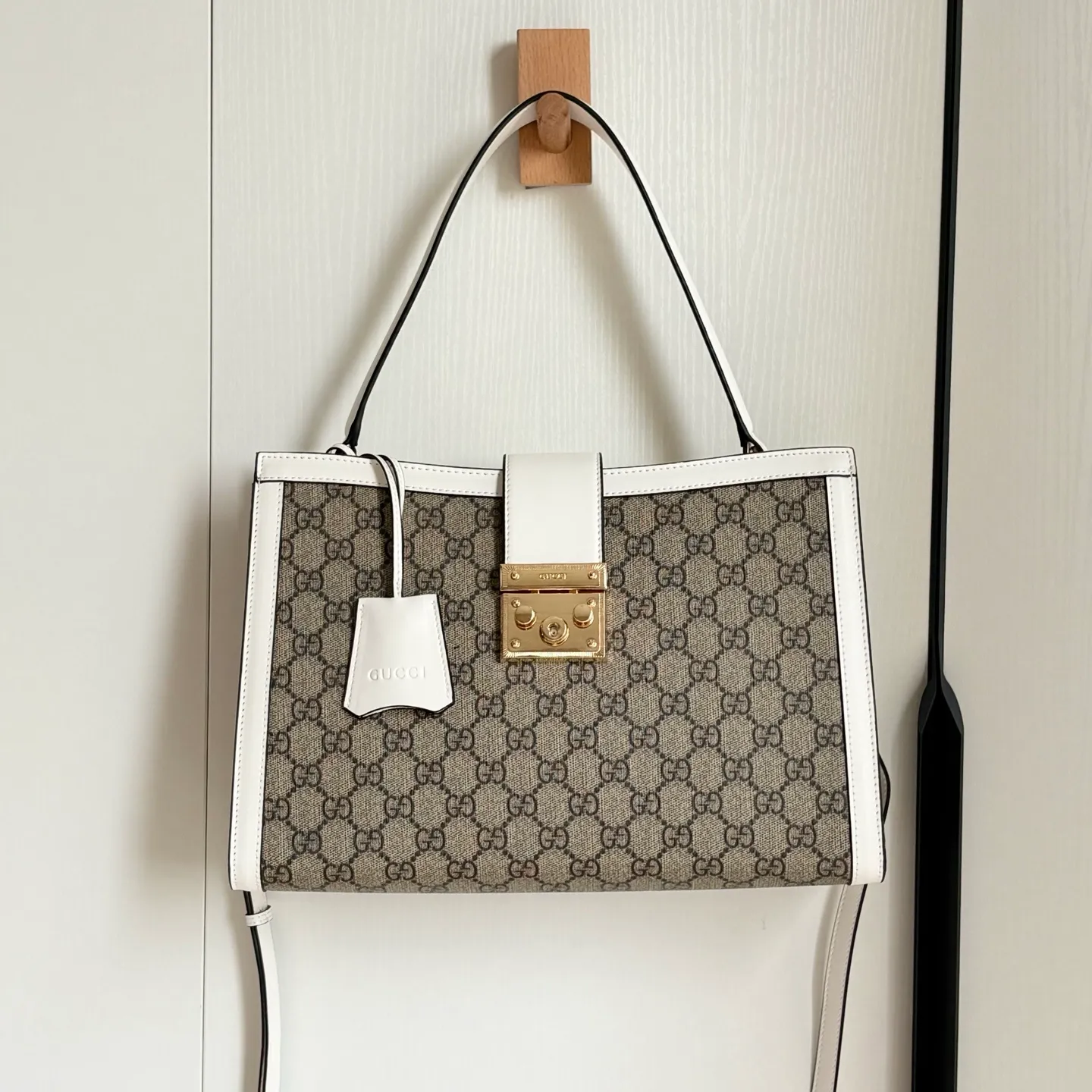 All Categories Official Website "Brand Women's Bags" Women's Bags 💙 GUCCI 2026 New GUCCI Crossbody Bag