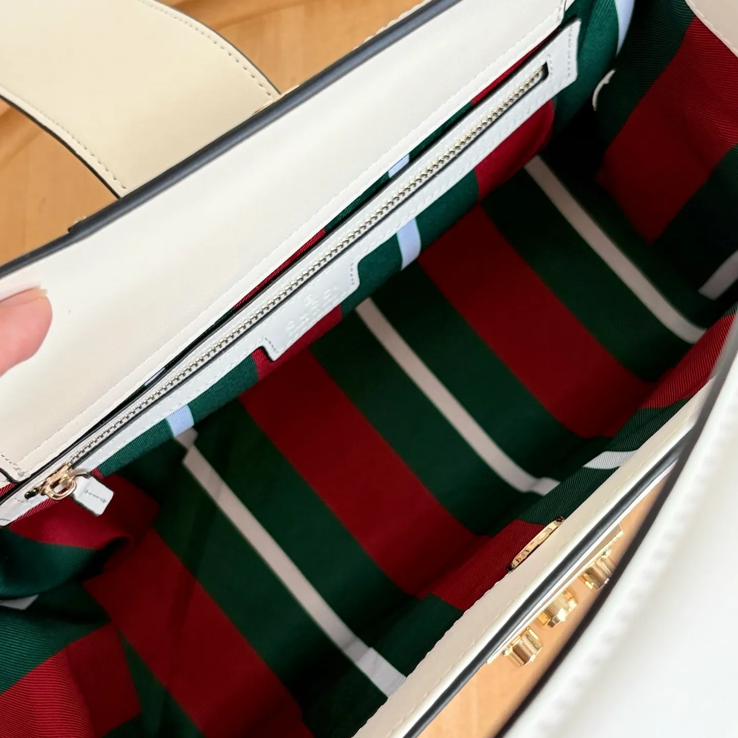 All Categories Official Website "Brand Women's Bags" Women's Bags 💙 GUCCI 2026 New GUCCI Crossbody Bag