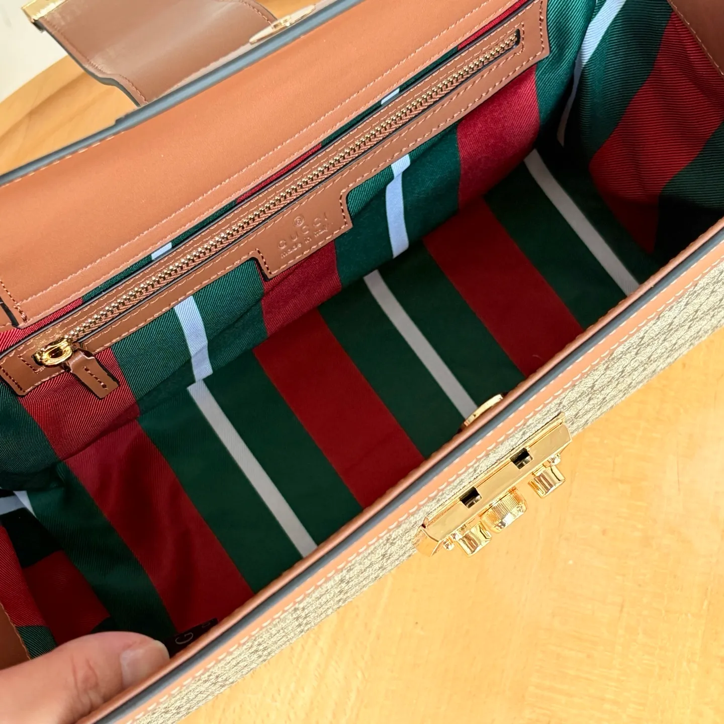All Categories Official Website "Brand Women's Bags" Women's Bags 💙 GUCCI 2026 New GUCCI Crossbody Bag