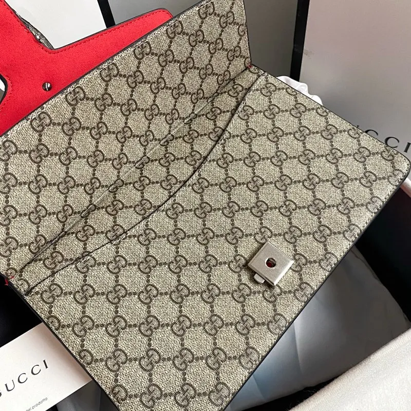 All categories Official website "Brand Women's Bags" Women's Bags 💙 GUCCI 2022 official new Gucci crossbody bag wholesale Original order quality 58002000 Size: 28-18-9Cm