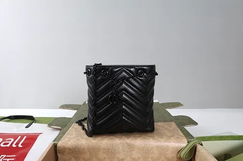 All categories Official website "Brand Women's Bags" Women's Bags 💙 GUCCI 2026 GUCCI new crossbody shoulder bag