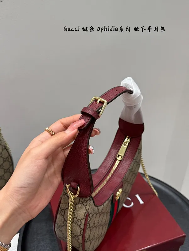 All categories Official website "Brand Women's Bags" Women's Bags 💙 GUCCI 2025 new GUCCI ophidia chain half-moon armpit bag