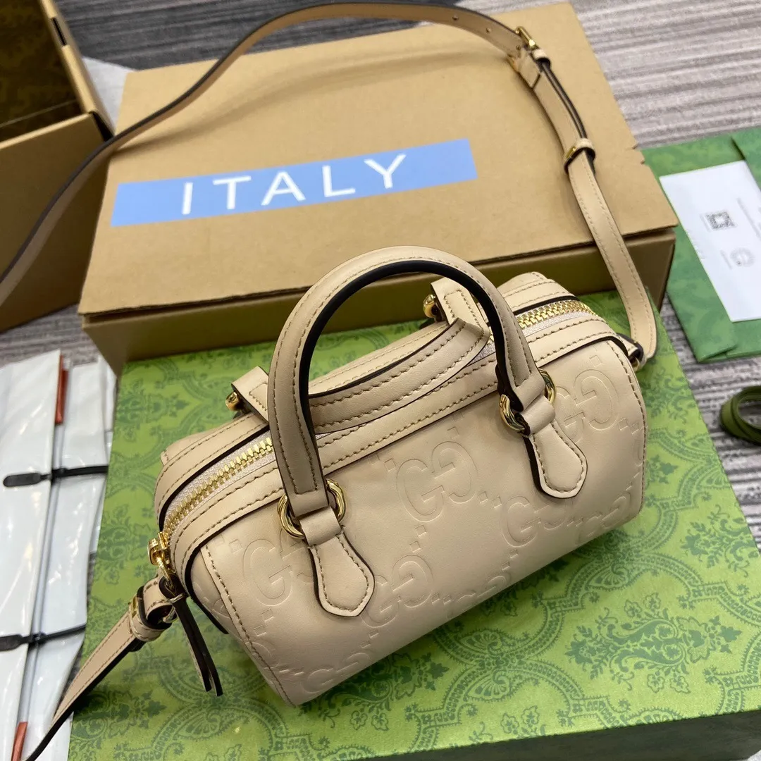 All Categories Official Website "Brand Women's Bags" Women's Bags 💙 GUCCI 2025 New GUCCI Crossbody Bag
