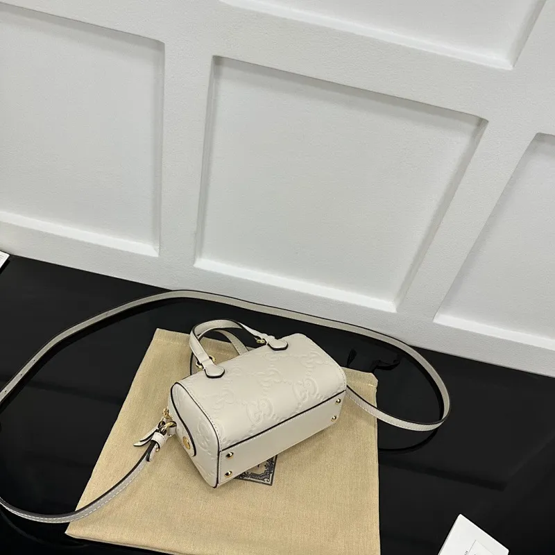 All Categories Official Website "Brand Women's Bags" Women's Bags 💙 GUCCI 2025 New GUCCI Crossbody Bag