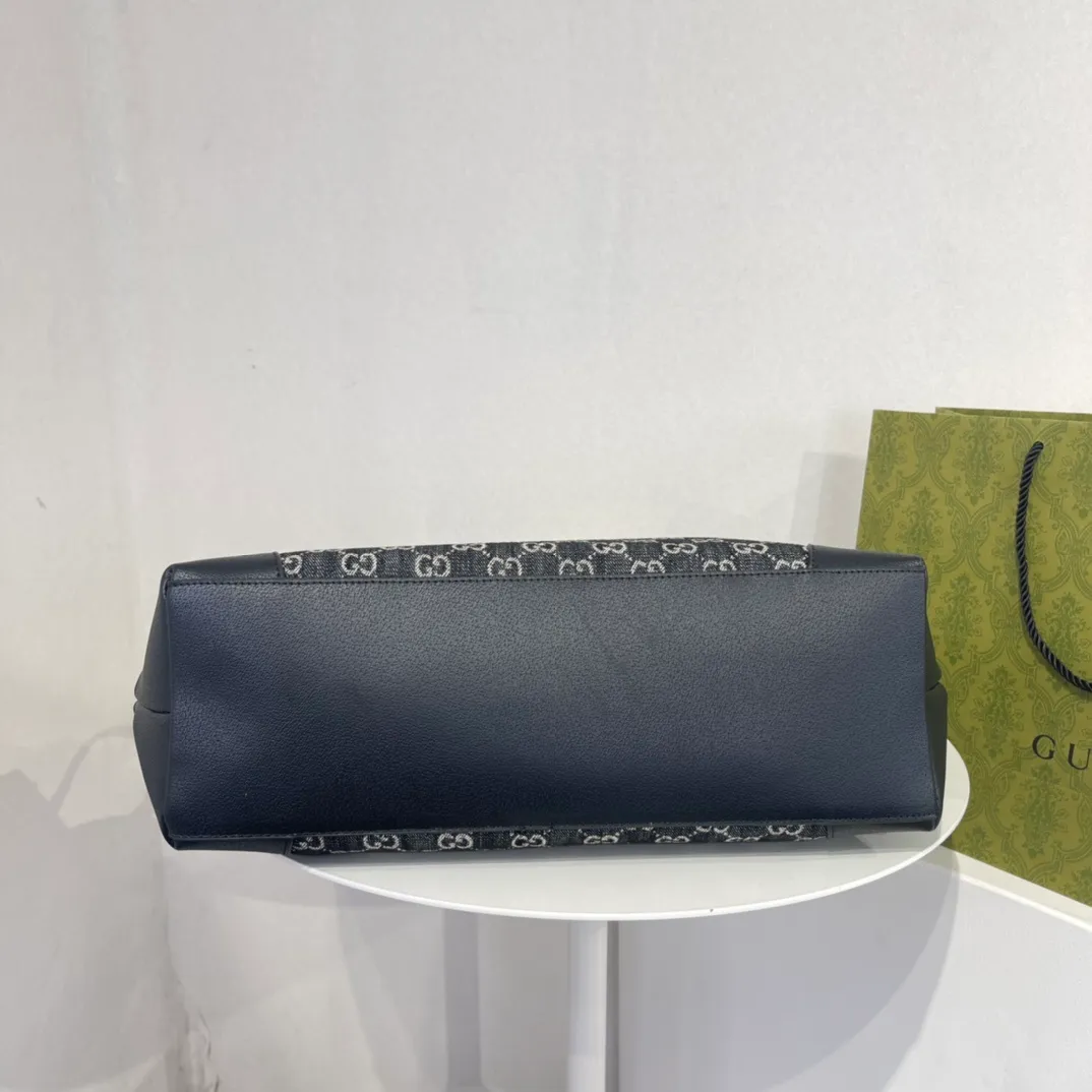 All categories Official website "Brand Women's Bags" Women's Bags 💙 GUCCI 2022 Official New Gucci Handbag Wholesale 58001600 High Quality Specifications: 37.8-26.9-13CM
