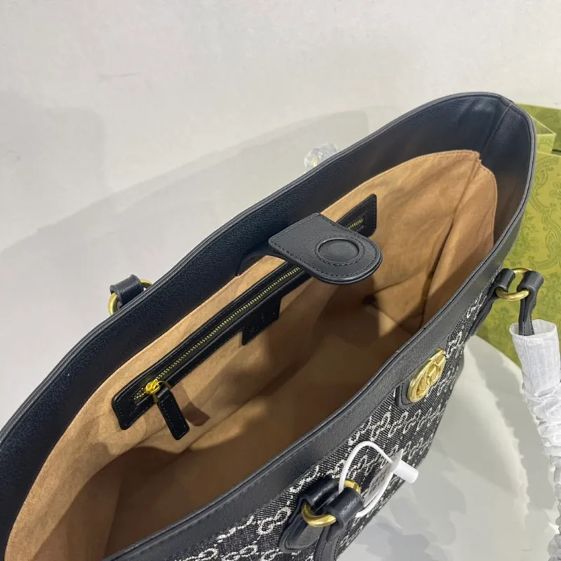 All categories Official website "Brand Women's Bags" Women's Bags 💙 GUCCI 2022 Official New Gucci Handbag Wholesale 58001600 High Quality Specifications: 37.8-26.9-13CM