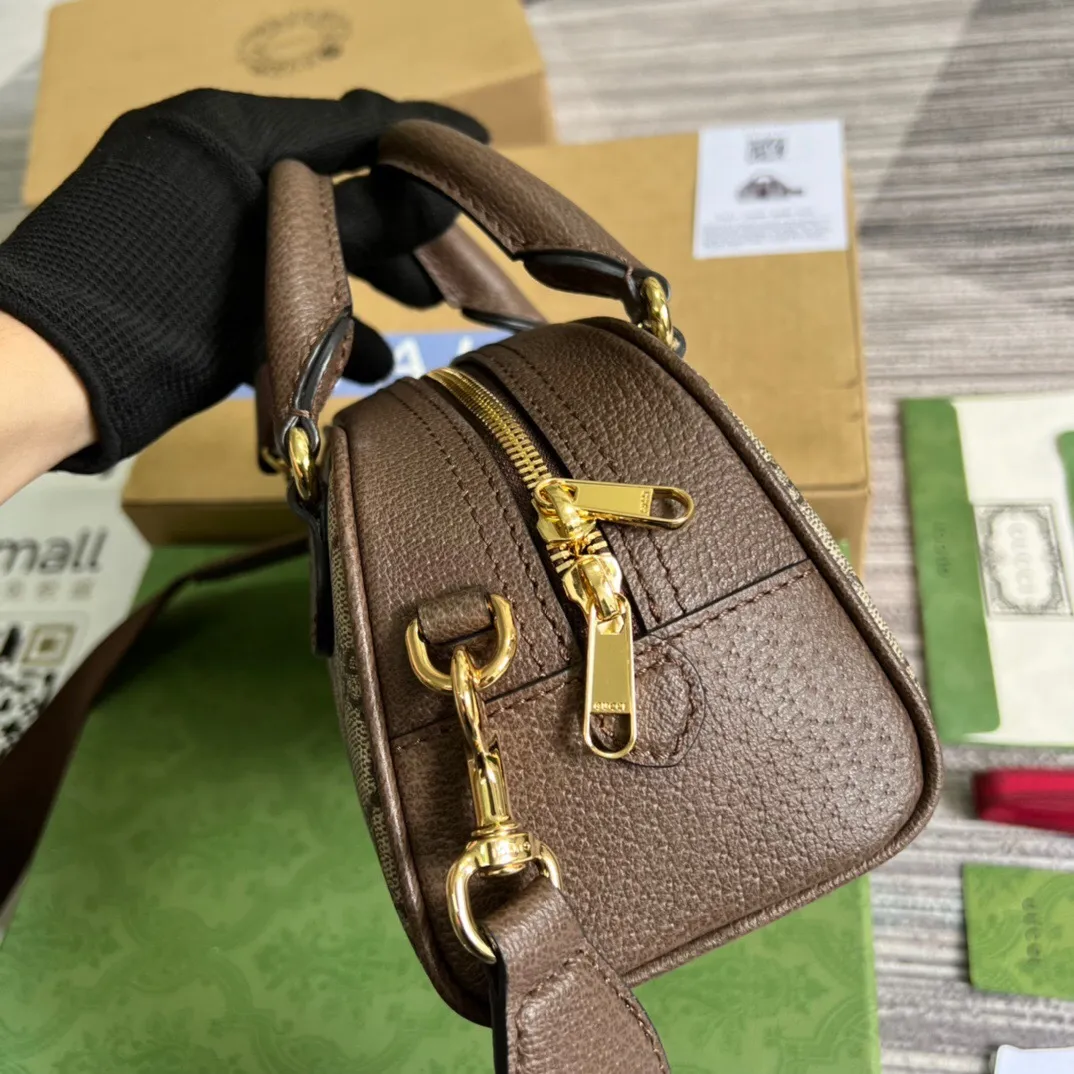 All Categories Official Website "Brand Women's Bags" Women's Bags 💙 GUCCI 2025 New GUCCI Crossbody Bag