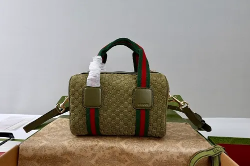 All Categories Official Website "Brand Women's Bags" Women's Bags 💙 GUCCI GUCCI 2026 New Classic GG Pattern Crossbody Bag