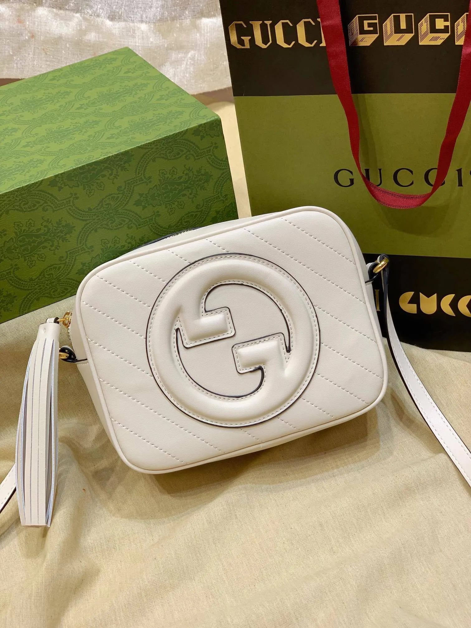 All categories Official website "Brand Women's Bags" Women's Bags 💙 GUCCI 2023 latest GUCCI crossbody bag