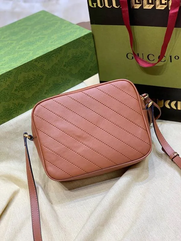 All categories Official website "Brand Women's Bags" Women's Bags 💙 GUCCI 2023 latest GUCCI crossbody bag