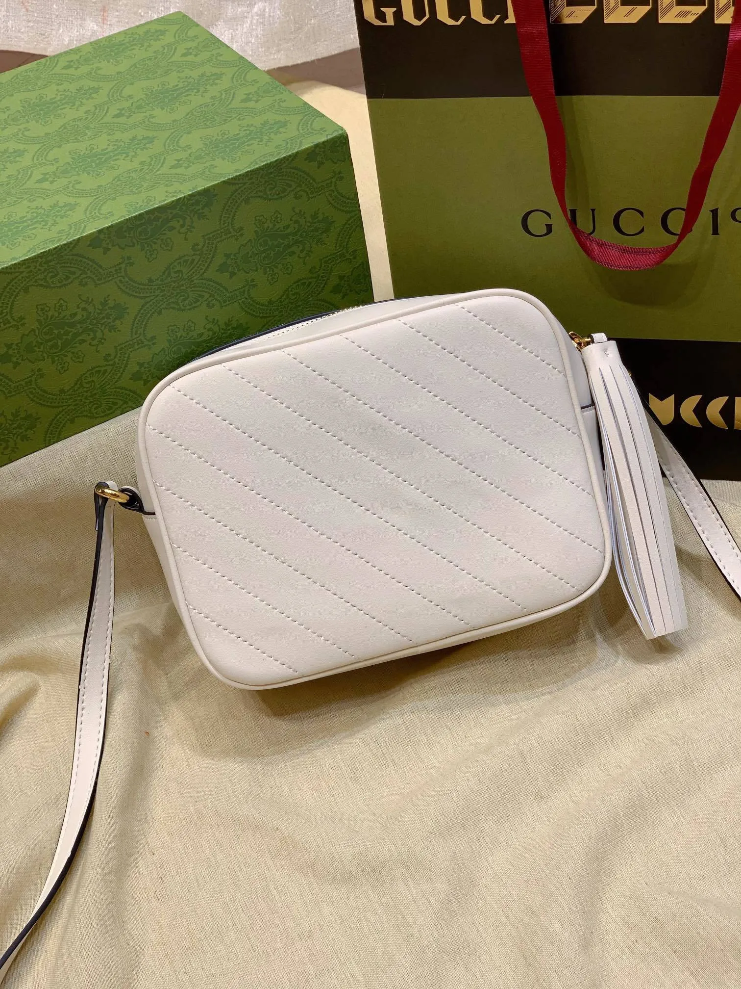 All categories Official website "Brand Women's Bags" Women's Bags 💙 GUCCI 2023 latest GUCCI crossbody bag