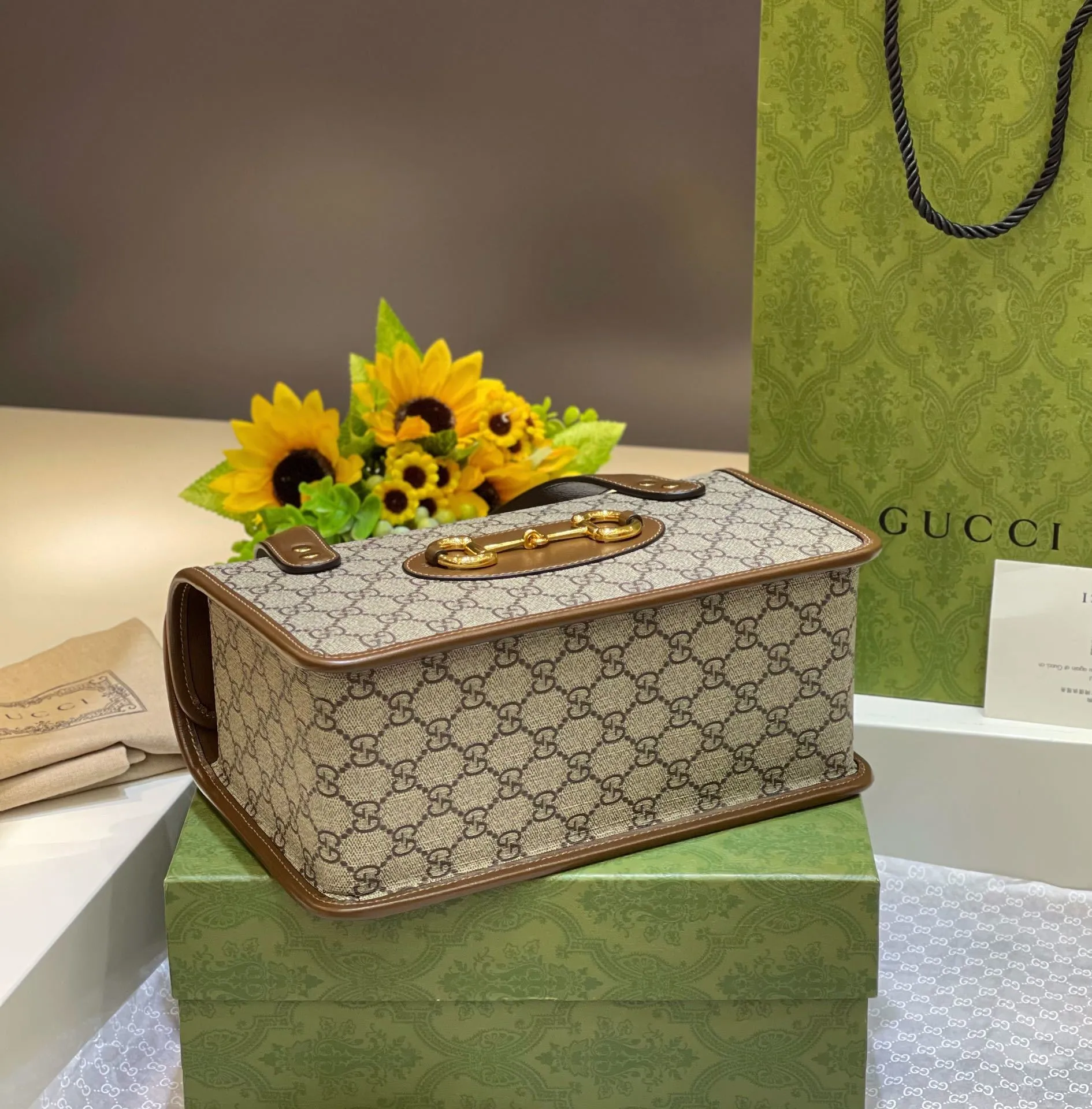 All categories Official website "Brand Women's Bags" Women's Bags 💙 GUCCI 2023 latest GUCCI crossbody bag
