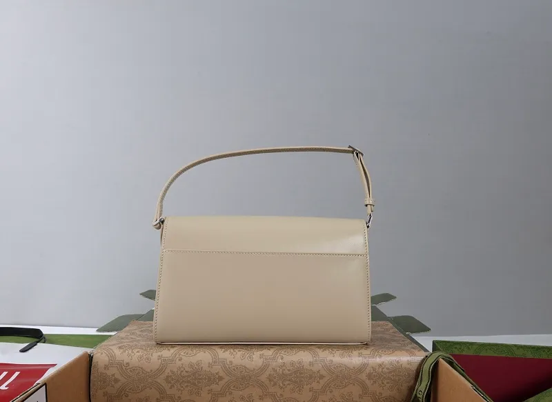 All categories Official website "Brand Women's Bags" Women's Bags 💙 GUCCI 2026 GUCCI new crossbody shoulder bag