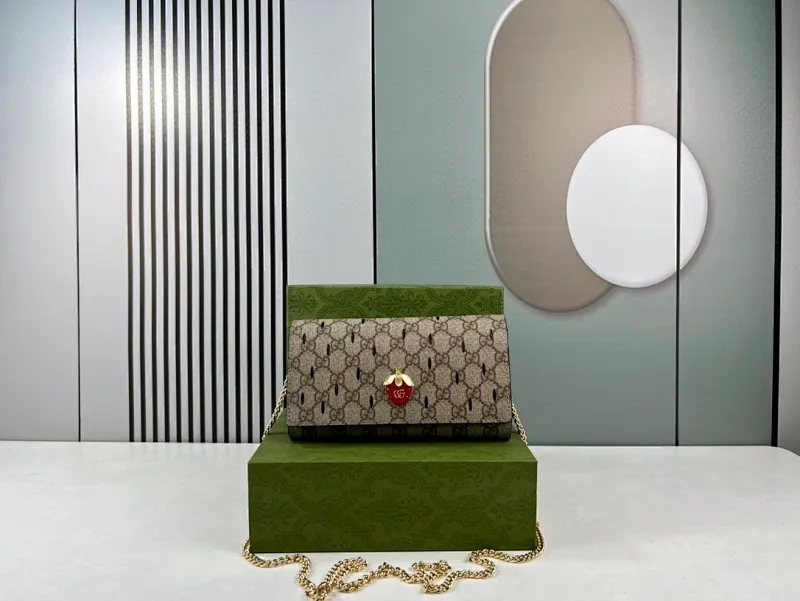 All categories Official website "Brand Women's Bags" Women's Bags 💙 GUCCI 2023 latest GUCCI crossbody bag