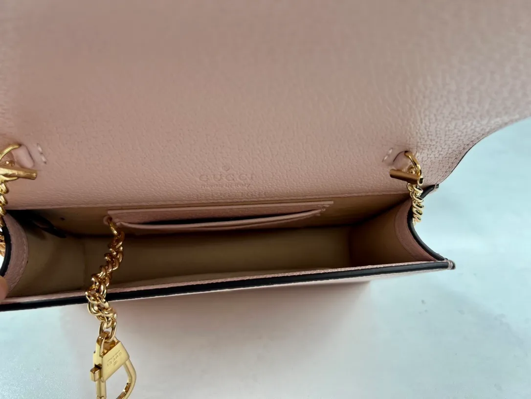 All categories Official website "Brand Women's Bags" Women's Bags 💙 GUCCI 2023 latest GUCCI crossbody bag