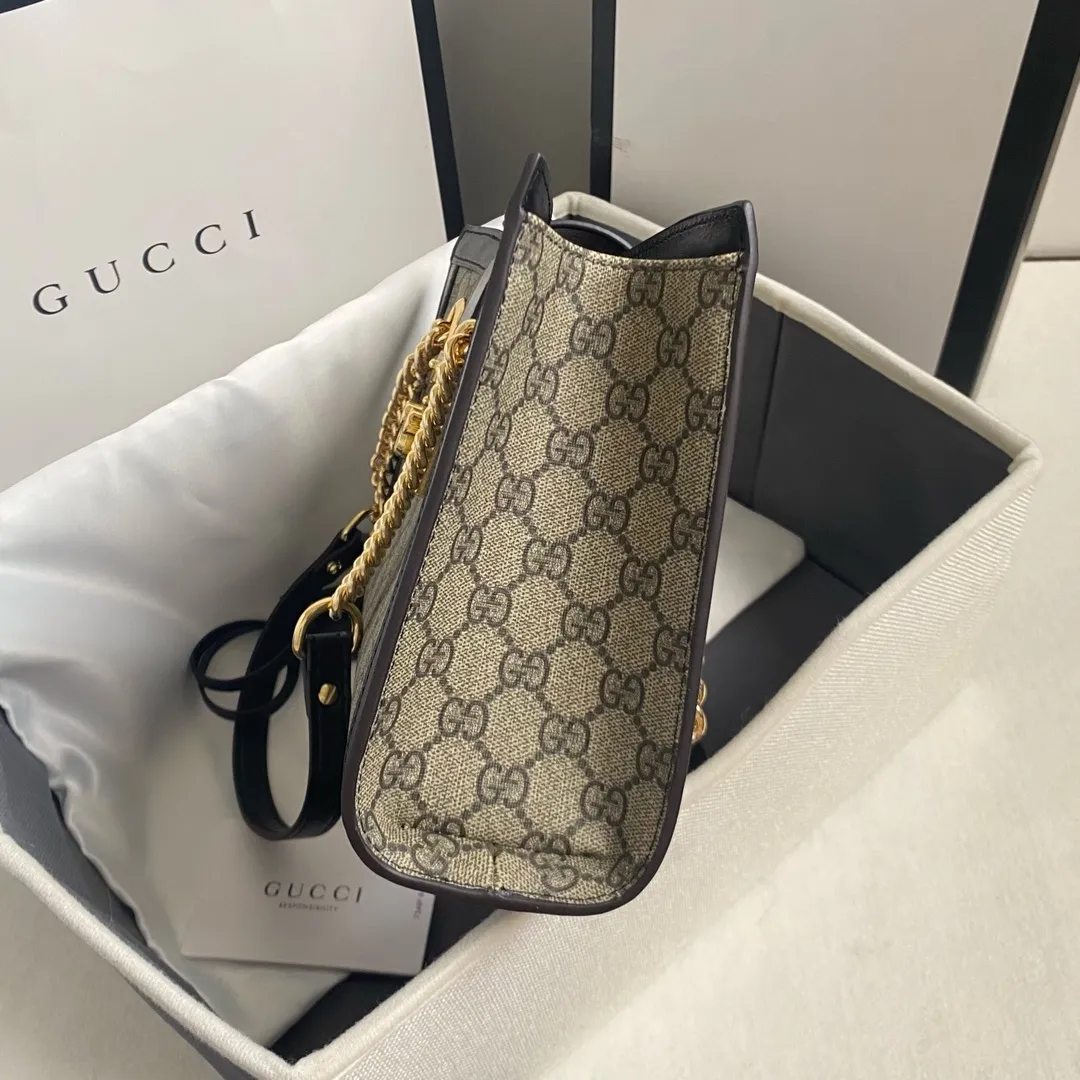 All categories Official website "Brand Women's Bags" Women's Bags 💙 GUCCI replica GUCCI, fine imitation GUCCI bags, GUCCI shoulder bags, 2023 official latest version GUCCI crossbody bag, bag factory, original material, size: 26-18-10CM