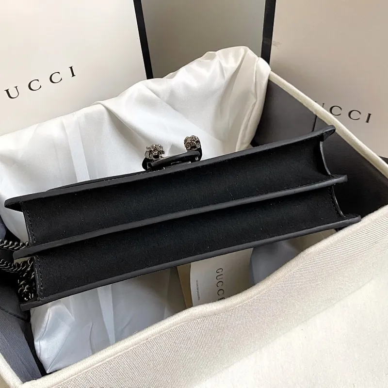 All categories Official website "Brand Women's Bags" Women's Bags 💙 GUCCI 2022 official new Gucci crossbody bag wholesale Original order quality 58002000 Size: 28-18-9Cm