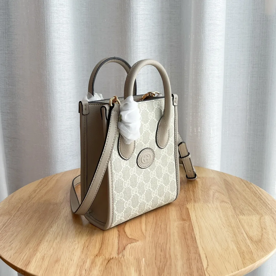 All Categories Official Website "Brand Women's Bags" Women's Bags 💙 GUCCI 2025 New GUCCI Crossbody Bag