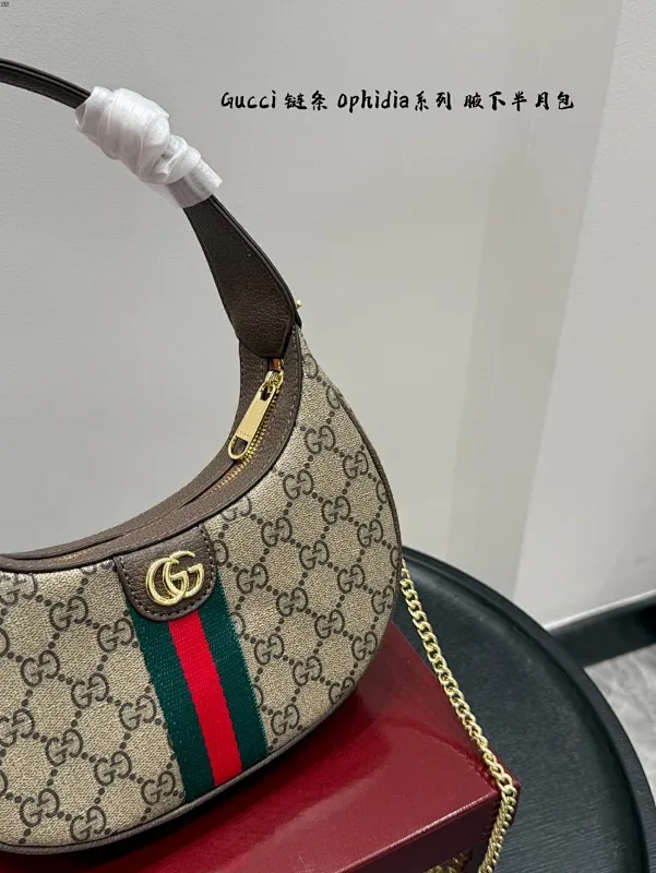 All categories Official website "Brand Women's Bags" Women's Bags 💙 GUCCI 2025 new GUCCI ophidia chain half-moon armpit bag