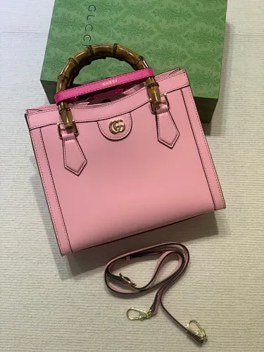 All categories Official website "Brand Women's Bags" Women's Bags 💙 GUCCI 2023 latest GUCCI crossbody bag