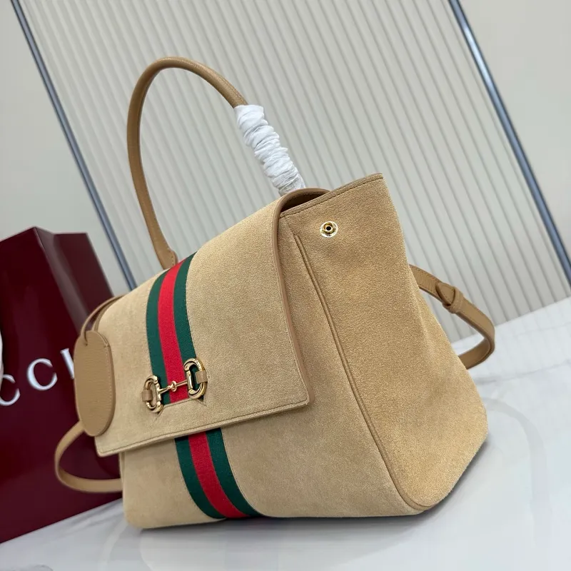 All categories Official website "Brand Women's Bags" Women's Bags 💙 GUCCI 2026 new GUCCI hand-held crossbody bag