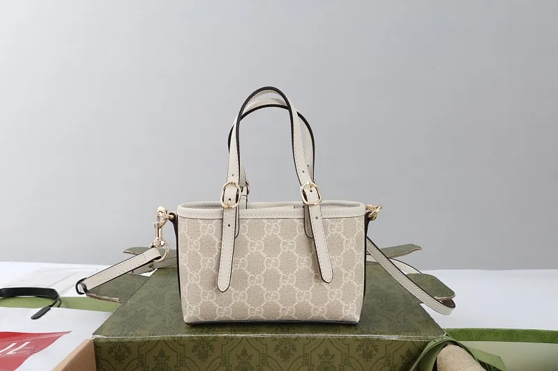 All Categories Official Website "Brand Women's Bags" Women's Bags 💙 GUCCI GUCCI 2026 New Classic GG Pattern Crossbody Bag