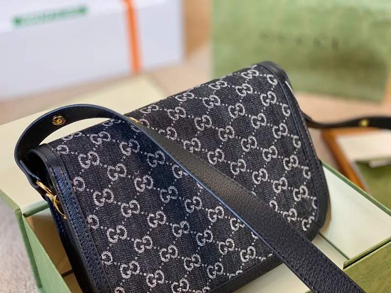 All categories Official website "Brand Women's Bags" Women's Bags 💙 GUCCI 2022 Official New Gucci Crossbody Bag Wholesale 58001900 High Quality Specifications: 25-18-8 CM